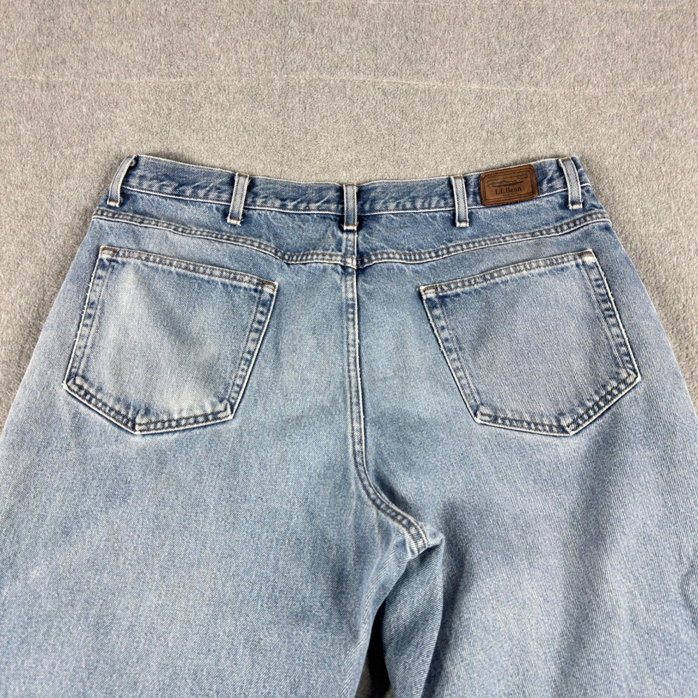 LL Bean Natural Fit Jeans Mens 40x30 28.5" Light Wash Distressed Hem